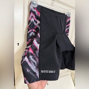 NOOYME women's Bike/cycling size med.
XL-3D padding